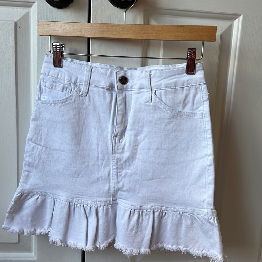 Pookie & Sebastian White Skirt, Size Small, NWT